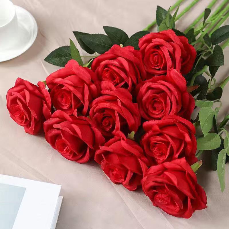 Cachoeira de Parede de Rosas de Seda - Flanela Vermelha Decoração de Casamento e Dia dos Namorados