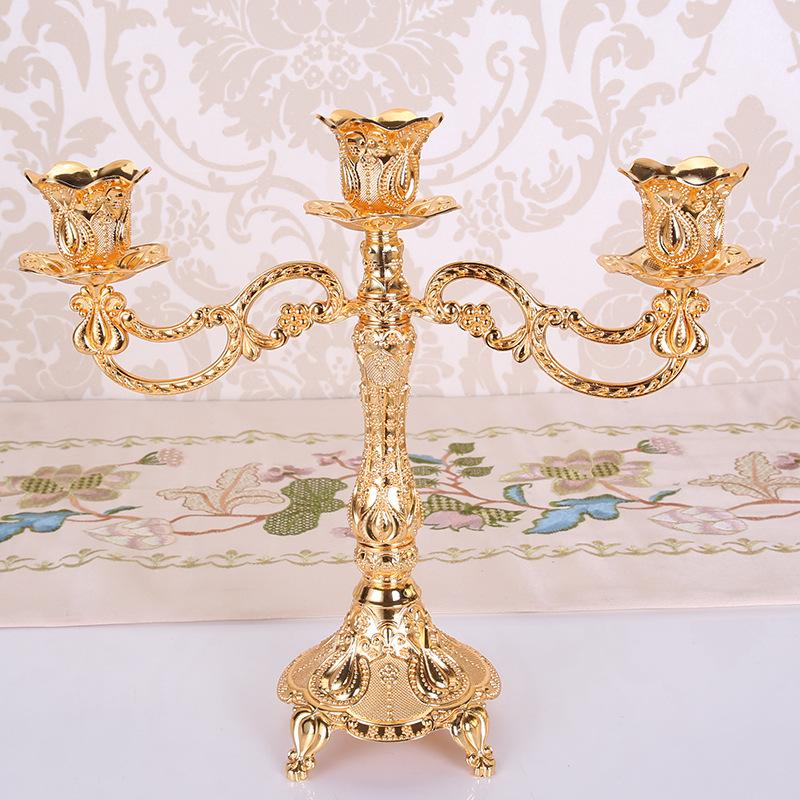 Luxury European Dining Table Model Room Soft Decoration Ornament European Candlelight Dinner Props Metal Wedding Candle Holder