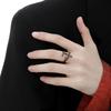 Einzigartiger dunkler ästhetischer verstellbarer offener Fingerring für Damen im geometrischen Kupferdesign