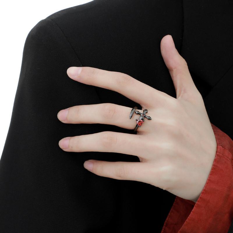 Einzigartiger dunkler ästhetischer verstellbarer offener Fingerring für Damen im geometrischen Kupferdesign