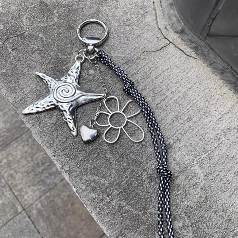 Multifunctional Star Flower Heart Rope Bag Charm Star Pendant Key Holder Bag Accessory Present for Stylish Individuals