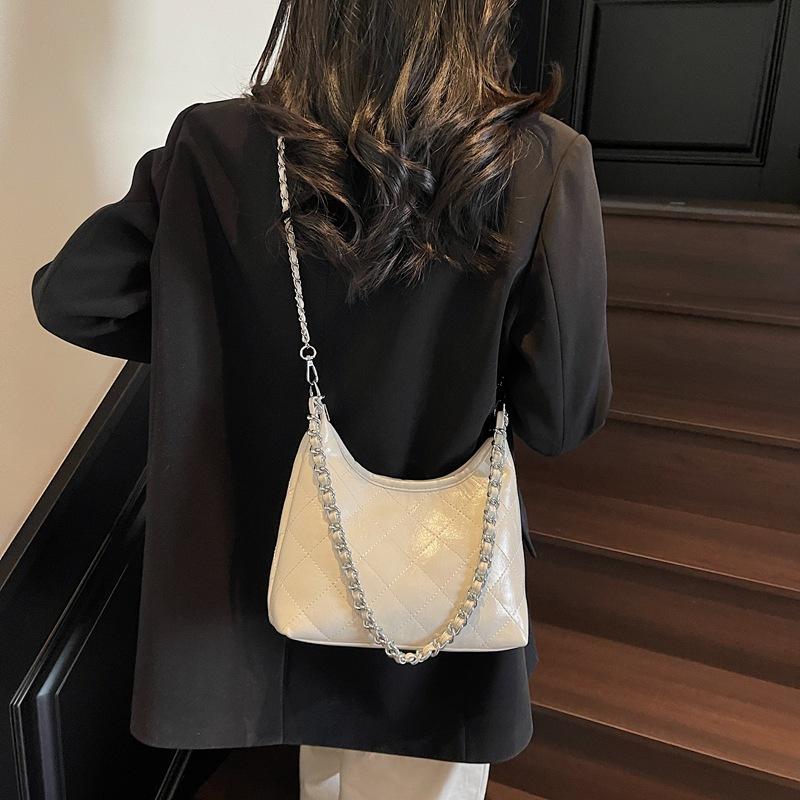 New Chain Bag Women's Fashion Messenger Bag Versatile Shoulder Bag