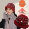 Cappello in Maglia Spesso da Donna con Fodera in Pile, Design Floreale all'Uncinetto Fatto a Mano, Lana Anti-Freddo e Proteggi-Orecchie per Autunno e Inverno.