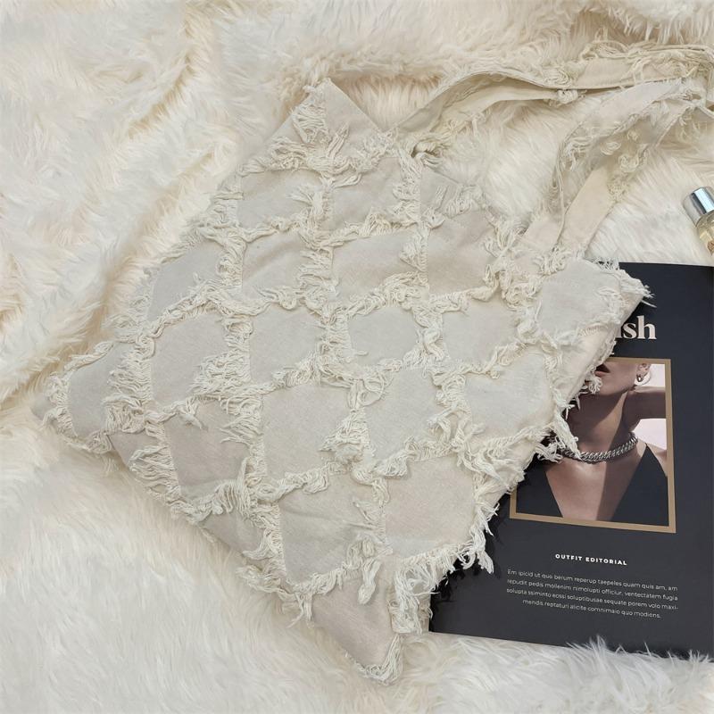 31 Autumn and Winter New Tassel Canvas Bag Shell Sequin Large Capacity Shoulder Bag Commuter Women's Bag