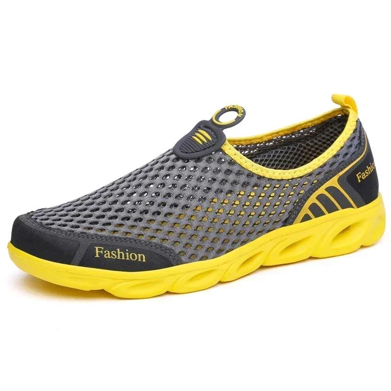 Fashion Summer Shoes Men Couple Casual Shoes Fashion Lightweight Breathable Outdoor Wading Walking Sneakers Slip-on Mens Mesh Flats Shoe