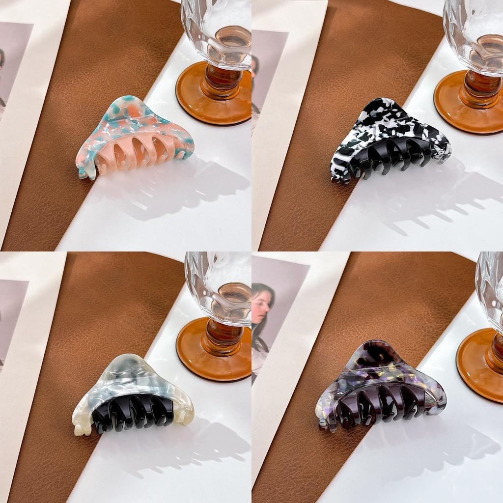 Fashionable Acetate Hair Claw With Geometric Lines Beautiful Hair Clip For Women