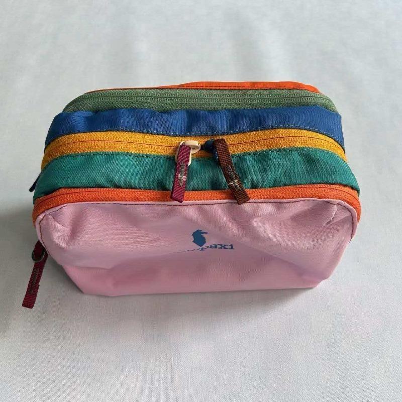 Dopamine wash bag, makeup bag, portable storage bag, outdoor sports handbag 4L