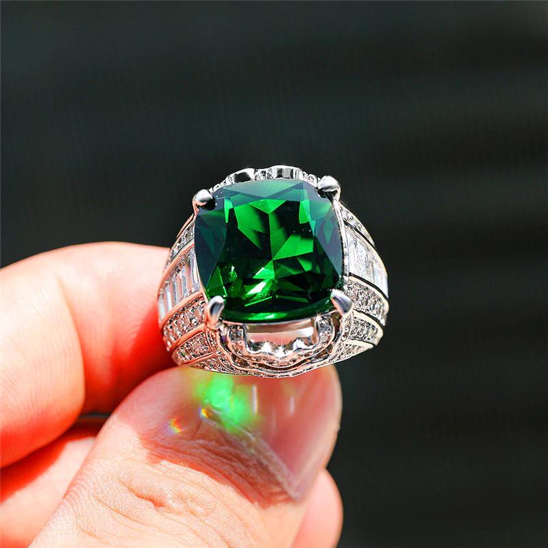Emerald & Zircon Micro-Inlaid Women's Ring - Classic European & American Style