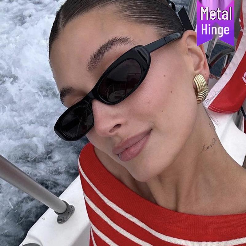 Narrow Oval Frame Women's UV Protection Fashion Sunglasses 2024 - European & American Style, Perfect for the Beach.