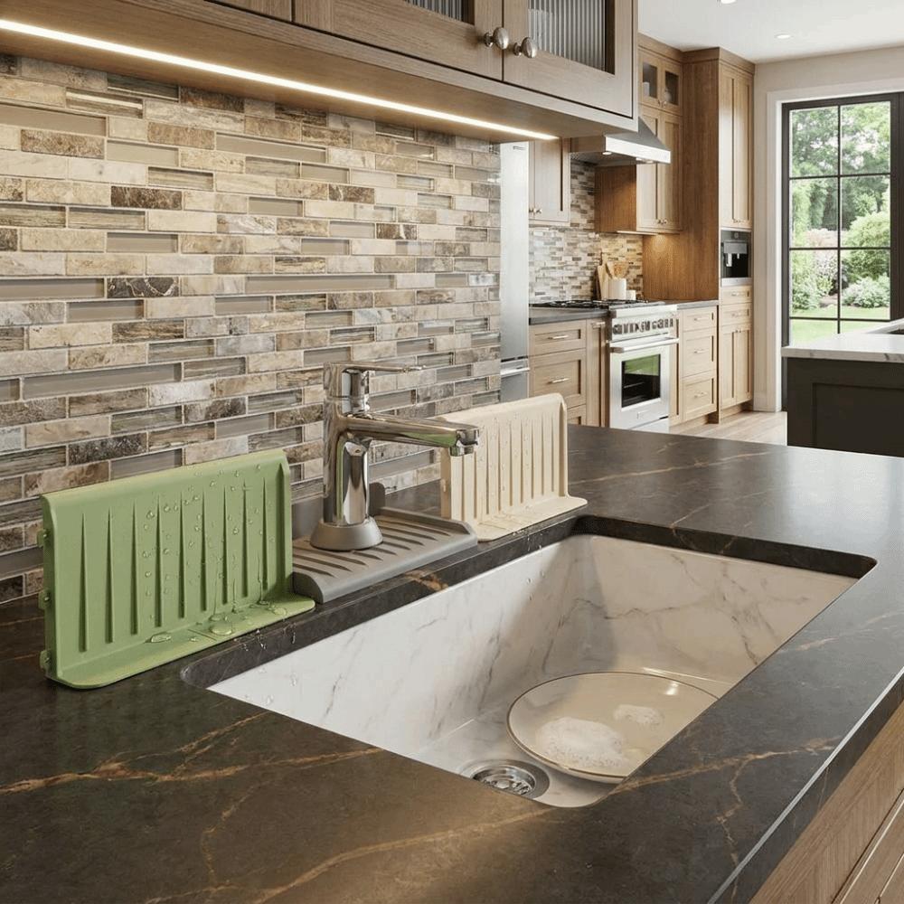 Connectable Water Blocking Board Non-Slip Flexible Sink Splash Guards Suction Cup Base Edge Water Blocking Silicone Drain Mat