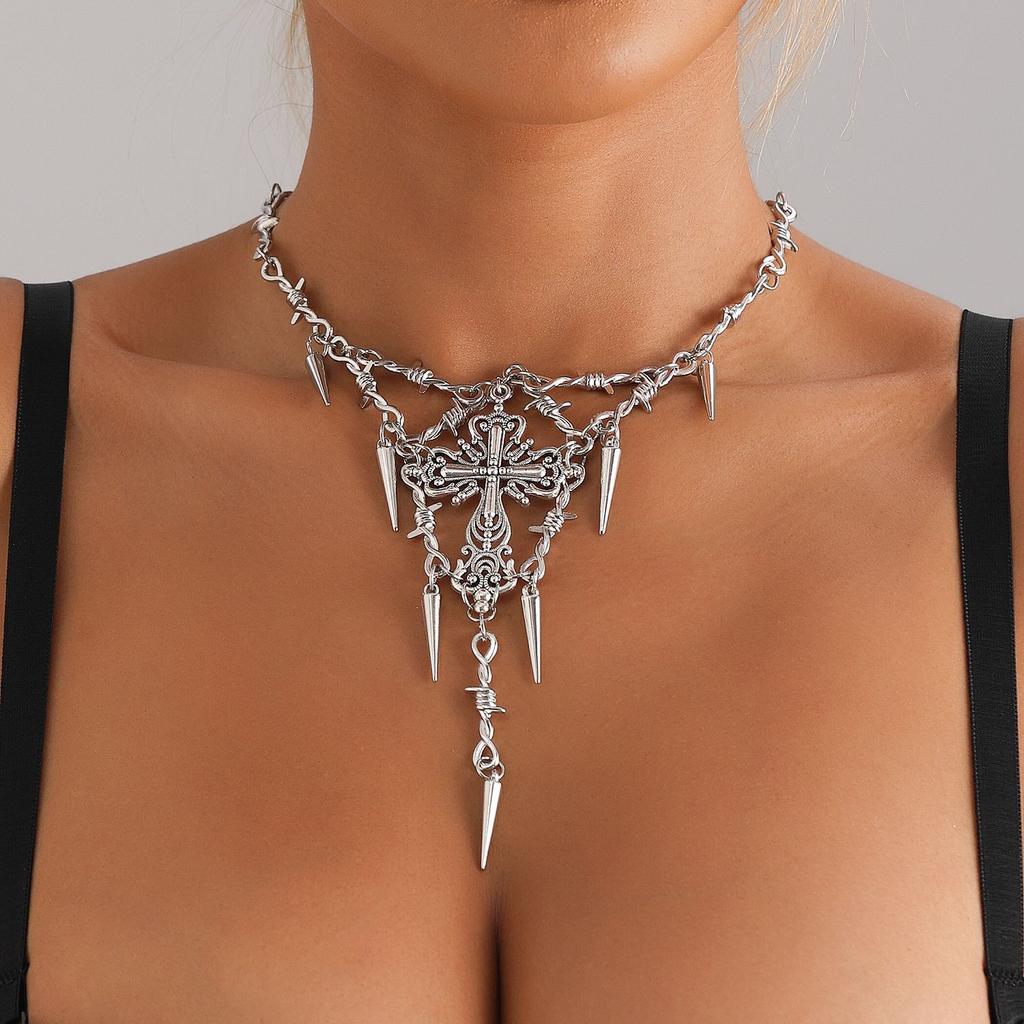 Accessories, Personalized Thorns Cross Pendant Collarbone Chain Hip Hop Bouncing Cold Wind Necklace Female
