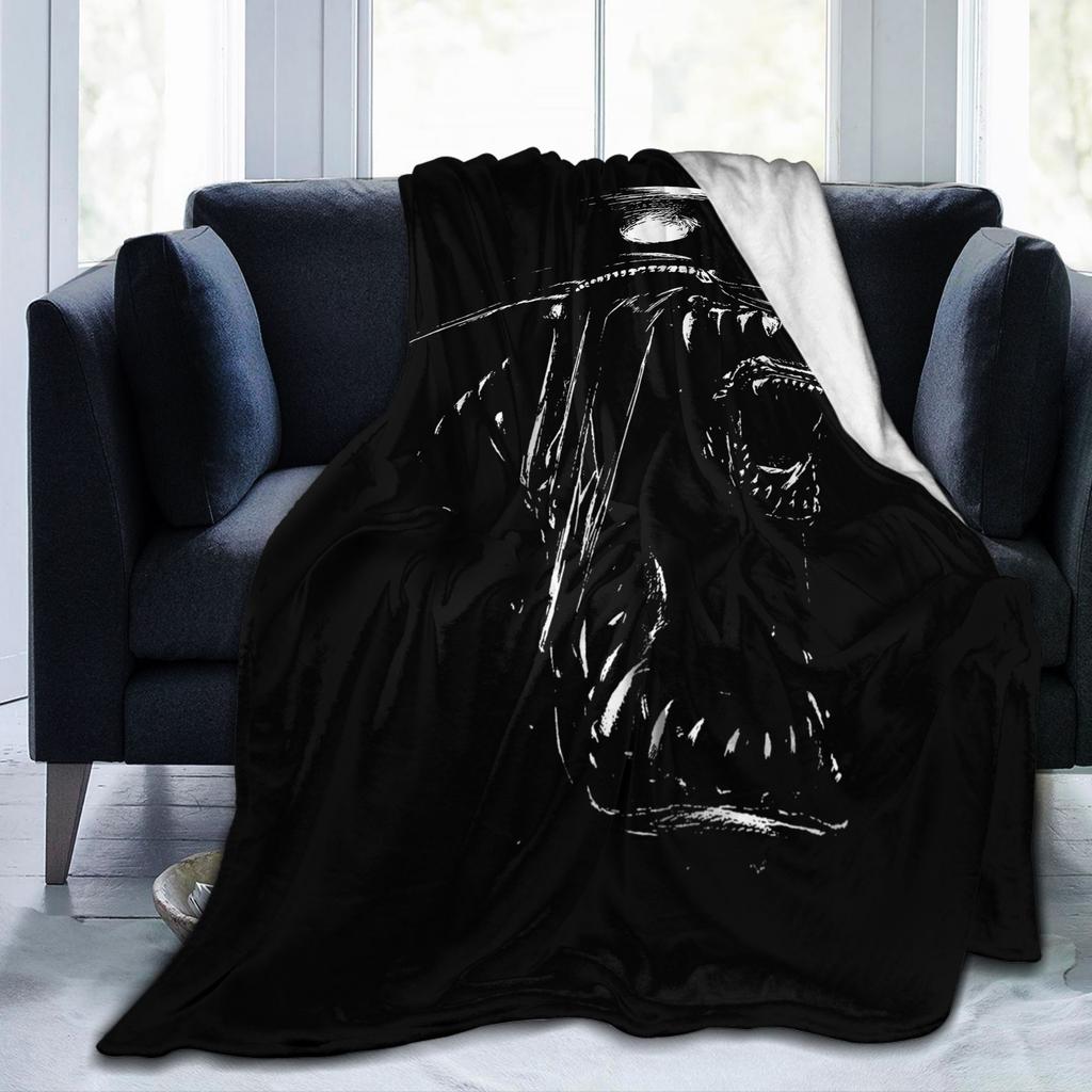 Alien Movie Xenomorph Blankets Flannel Autumn/Winter Portable Super Soft Throw Blankets for Sofa Office Rug Piece
