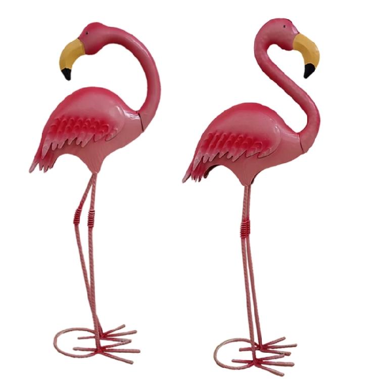 Weather Resistant Iron Flamingo Garden Sculpture Easy Relocate Design Suitable For Backyard Landscape Pool Area Styling