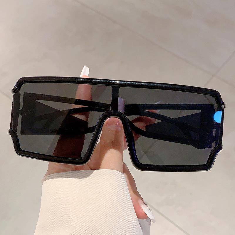 Y2K Luxury Designer One Piece Sunglasses Women Men Vintage Punk Hollow Oversized Cool Shades UV400