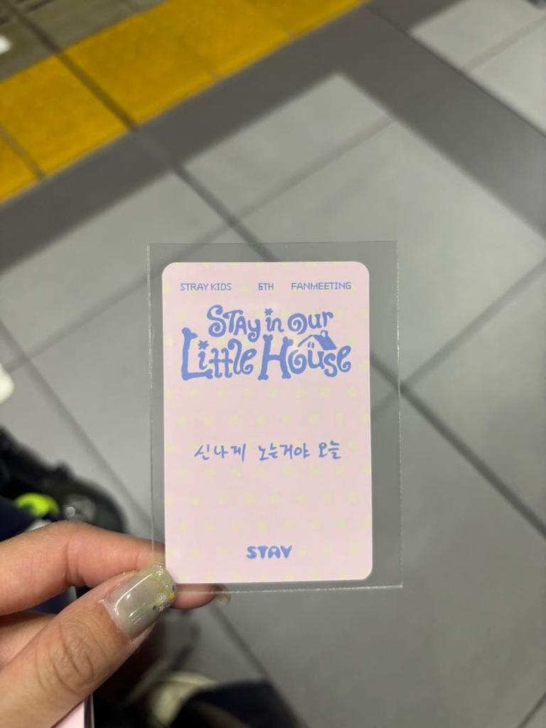 [USED] Stray Kids April 4th Fan Meeting Bonus Photocard Lee Know