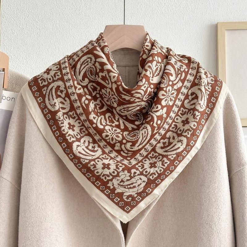 71 Cotton and Linen Retro Wind Green Geometric Small Square Scarf Silk Scarf Women's New Neck Protection Small Scarf Silk Scarf Neck High Sense
