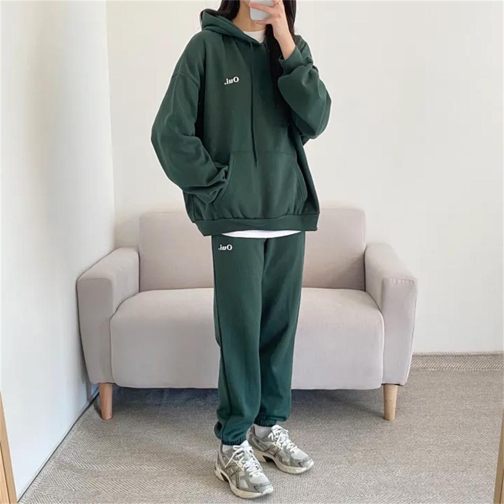 

Флісовий жіночий спортивний костюм-двійка - Вільний крій, Модний корейський стиль, Доступний у 4 кольорах для весни, осені та зими XXL