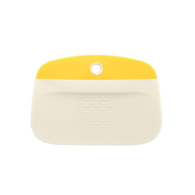 1PCS Portable Multipurpose Dough Pastry Cutter Plastic DIY Bench Scraper with Measuring Scale Dough Scraper Cream