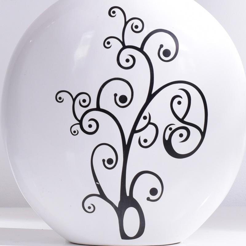 Modern Minimalist Black and White Vase Ornaments Home Use Living Room Tabletop Cafe Dry Flower Arrangement Vase Ornaments Decoration