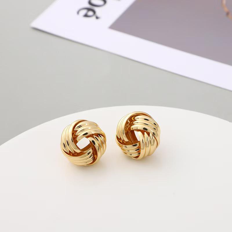 Gold-Tone Geometric Twist Earrings: Fashionable and Versatile Multi-Layer Braided Earrings for Women.