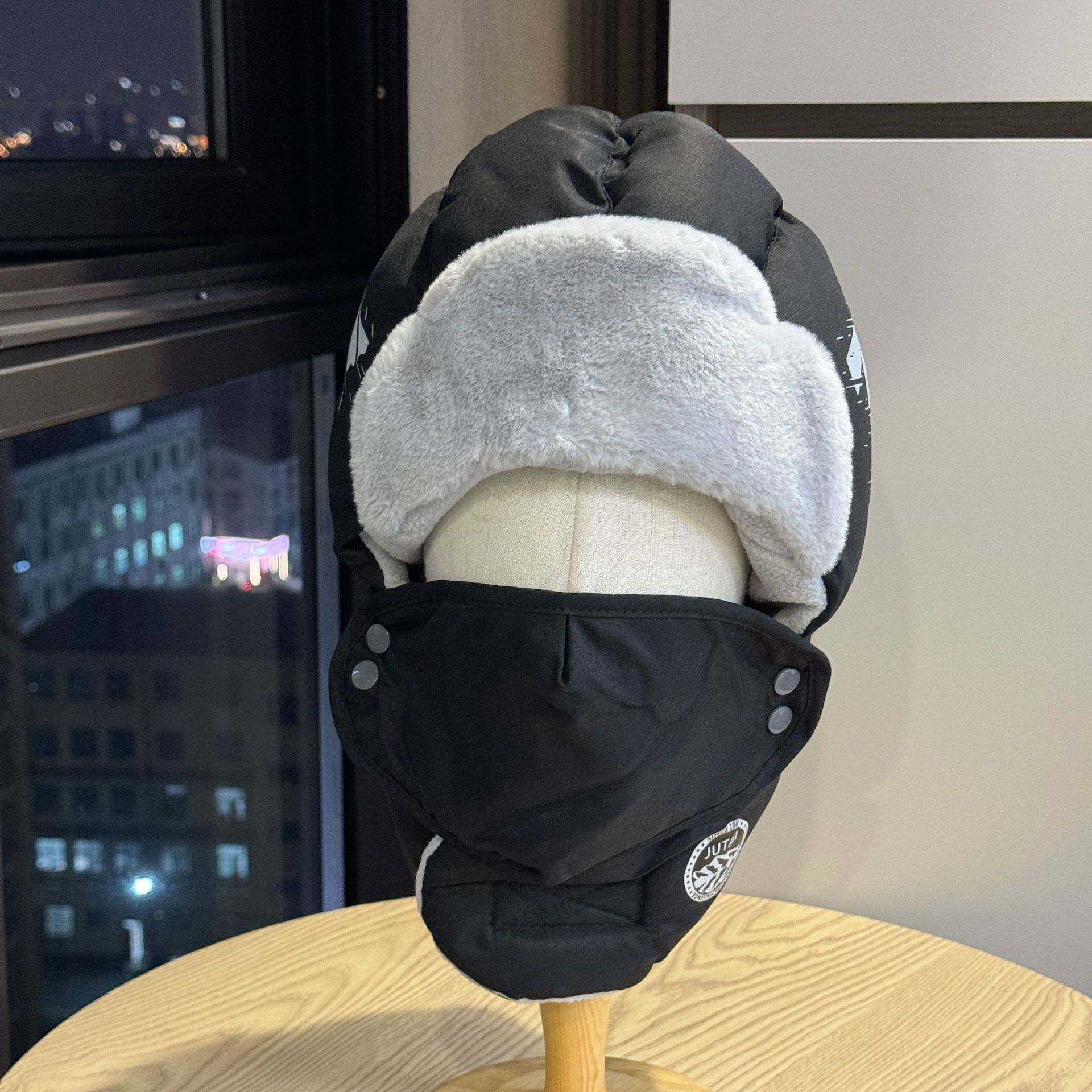 

New winter-proof hat for men and women, outdoor cycling windproof face mask, Lei Feng hat, winter fleece-lined thickened neck warmer integrated hat Adult54-60Average Size чёрный