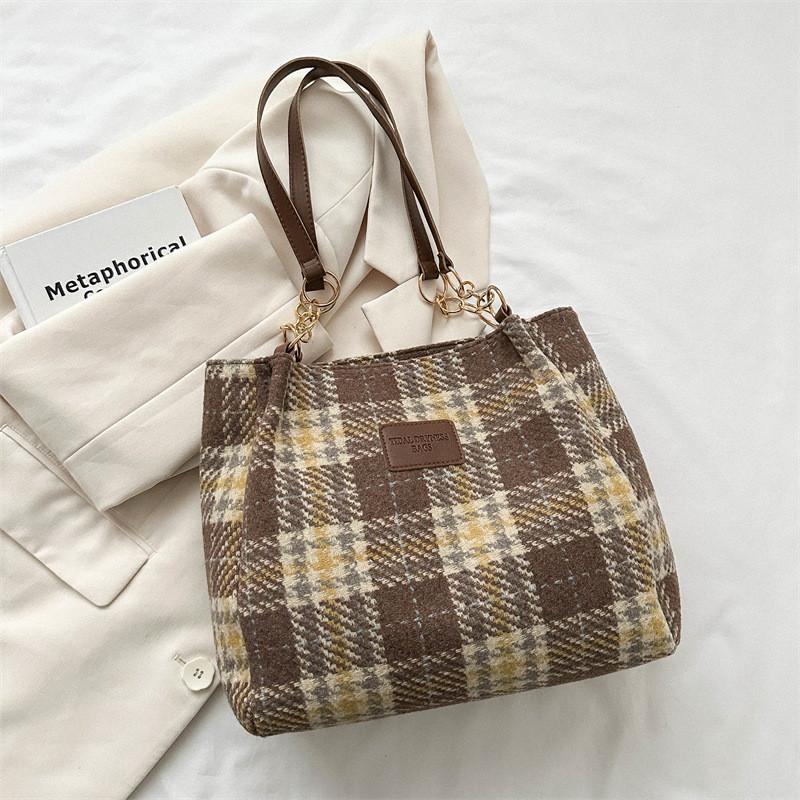 Fashionable Womens Large Capacity Brown Shoulder Bag With Unique Street Style Elements