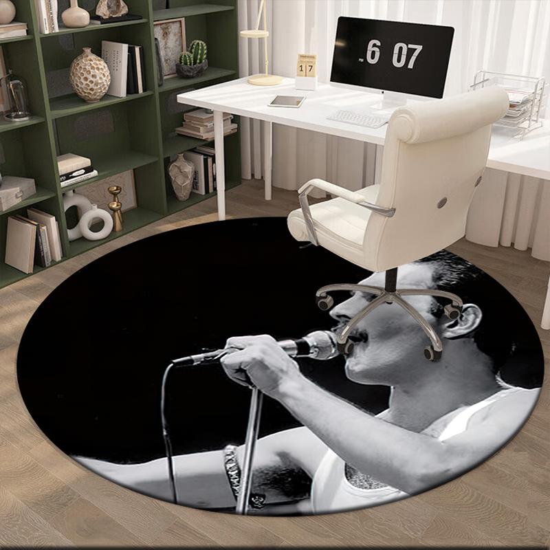 1pc Freddie Mercury Retro Poster Round Carpet Painted Printed Circular Carpet, Home Door Mat, Outdoor Travel Protection Carpet