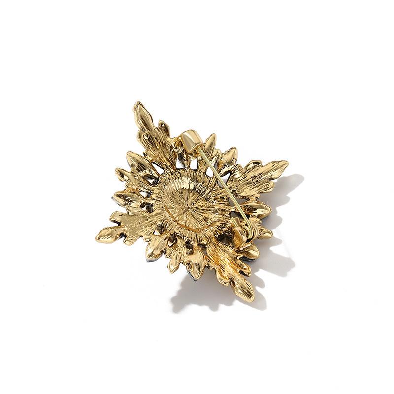 Classic Jewelry Large Crystal Brooch Party Accessories Fashion Pearl Stitch Cross Brooch Coat Brooch