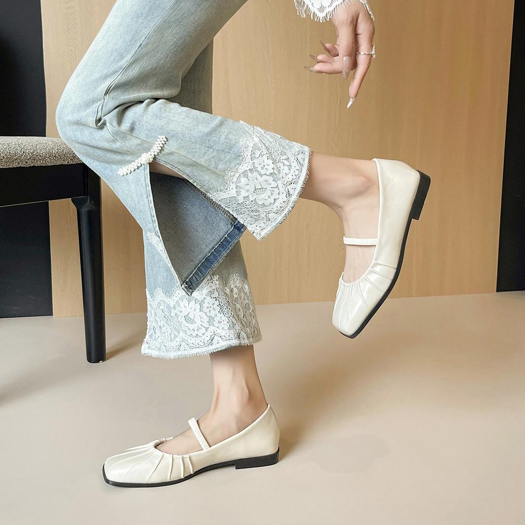 Weiwei Girl 809-1 One-word with Mary Jane Shoes French Flat-bottomed Shallow Mouth Single Shoes Women's Head Pleated Ballet Shoes