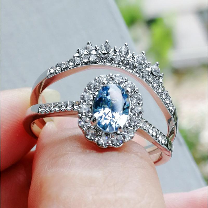 Suitable for the Independence Day Party, Oval Sapphire Diamond, Diamond Decoration, All Fresh and Shining.