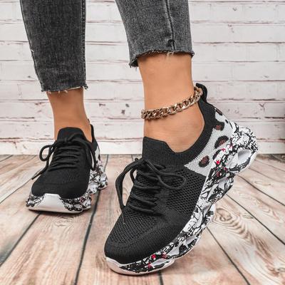 Neue Fly-Woven Freizeit-Sportschuhe atmungsaktiv und leicht verdrehte Sohle trendige Schuhe Outdoor-Laufschuhe