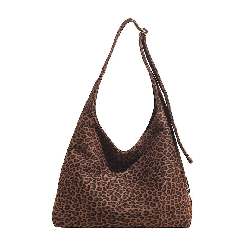 Minimalist Vintage Matte PU Shoulder Bag Women Large Capacity Crossbody Commuter Daily Use
