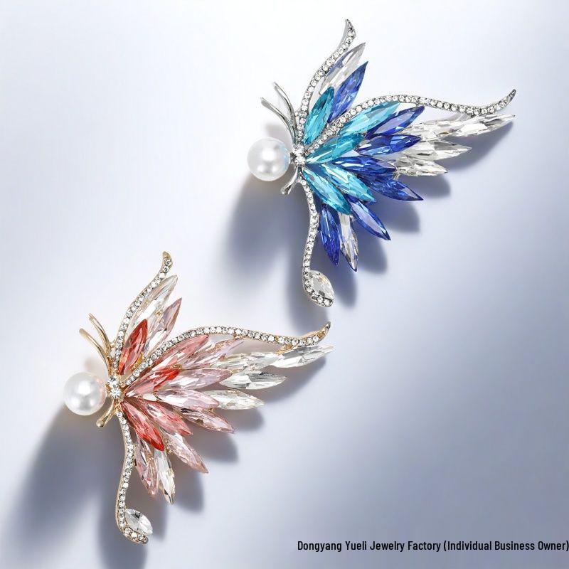 Брошь-бабочка в китайском стиле: Креативная эмалевая и хрустальная градиентная булавка 6.3*5.8 cm