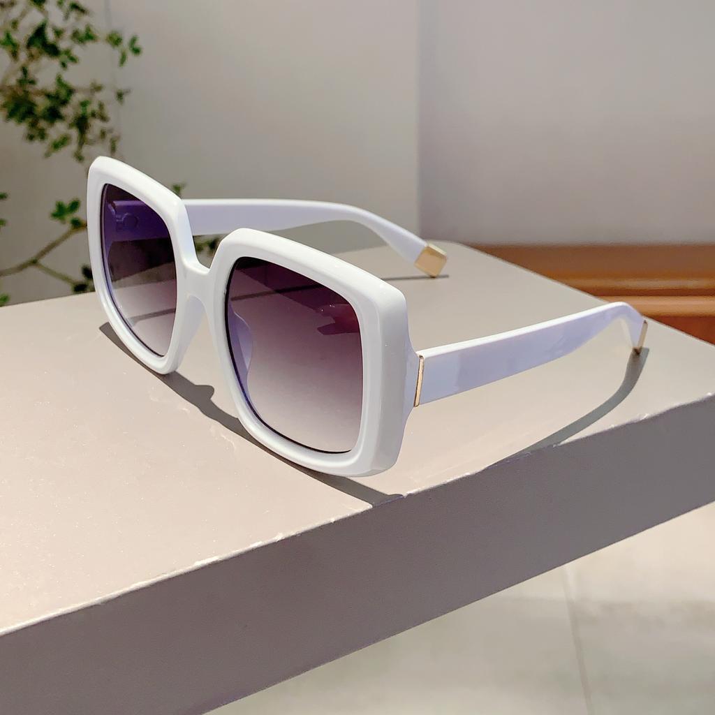 KAMMPT Kwadratowe Okulary Przeciwsłoneczne Oversize Damskie Moda Vintage Wielokolorowe Outdoorowe Okulary Przeciwsłoneczne Modna Marka Stylowe Oprawki na Wakacje