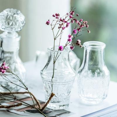 10PCS/SET Retro Relief Mini Glass Vase European Style Decorative Small Vase Set Crystal Clear Elegant Flower Vase Party Decor