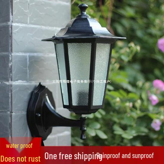 Europäische Retro Sechseckige Außenwandleuchte: Wasserdichte LED-Balkonleuchte in Antikbronze/Schwarz
