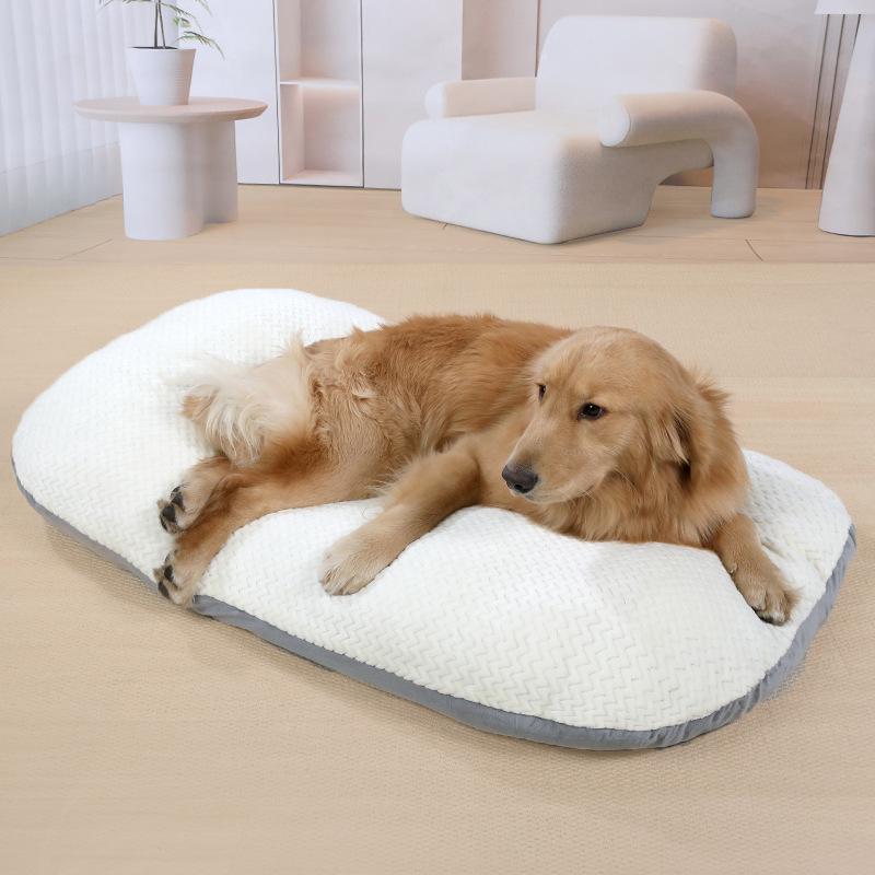 Four Seasons Universal Dog & Cat Sleeping Mat: Winter Warm Cushion for Bed or Floor