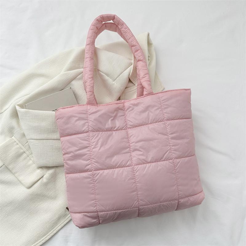 Vintage Chic Shoulder Bag With Soft Cotton Material For Trendy Everyday Wear