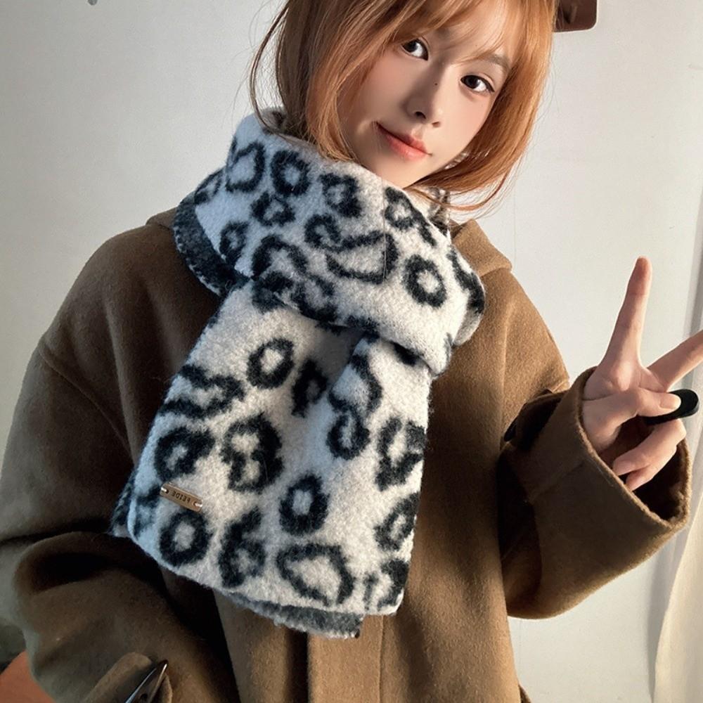 Korean Style Imitation Wool Scarf Lightweight Winter Shawl Fashion Leopard Print Scarf  Unisex