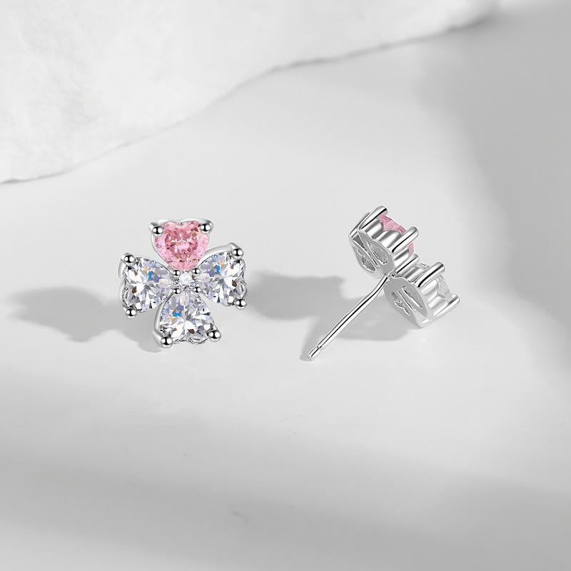 Fresh and Sweet Four-leaf Clover Pink Zircon Stud Earrings Women's Niche Design Light Luxury Earrings