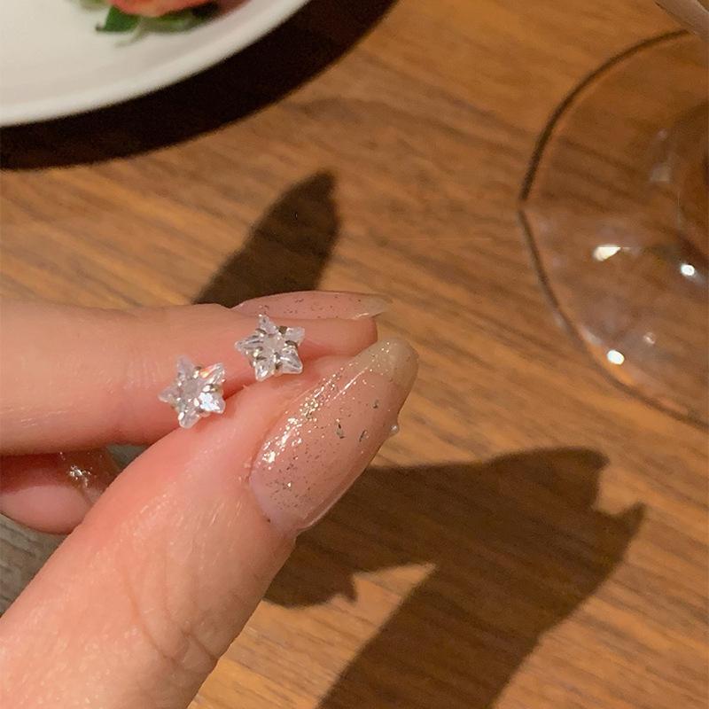 S925 Silver plated earrings MINI piercing Cochlear stud Sweet cool flash star Stud earrings Compact stacked five-pointed star zircon stud earrings
