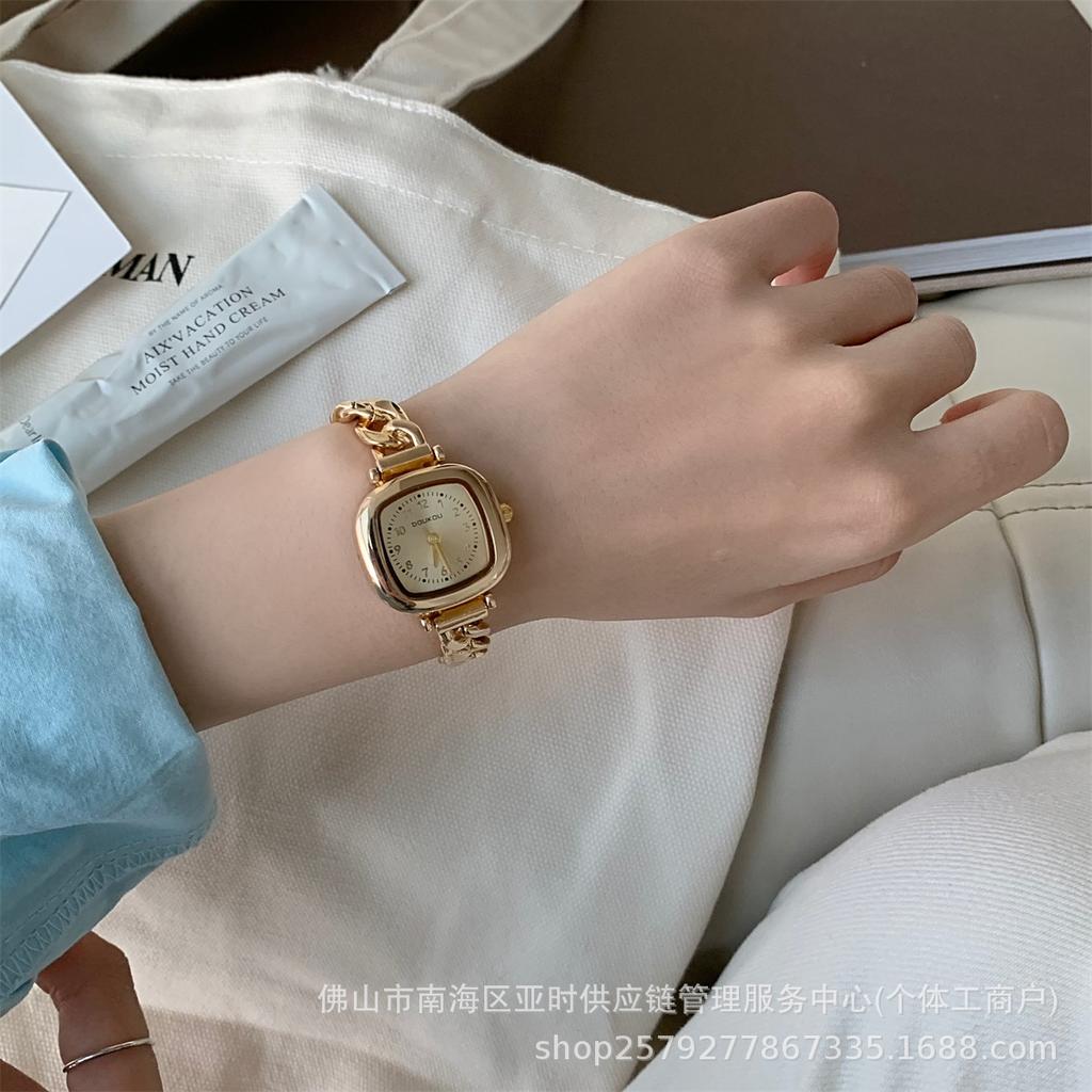 Doukou Simple Sugar Cube Bracelet Niche Light Luxury Square Watch Female Student Digital Literary And Retro Female Watch