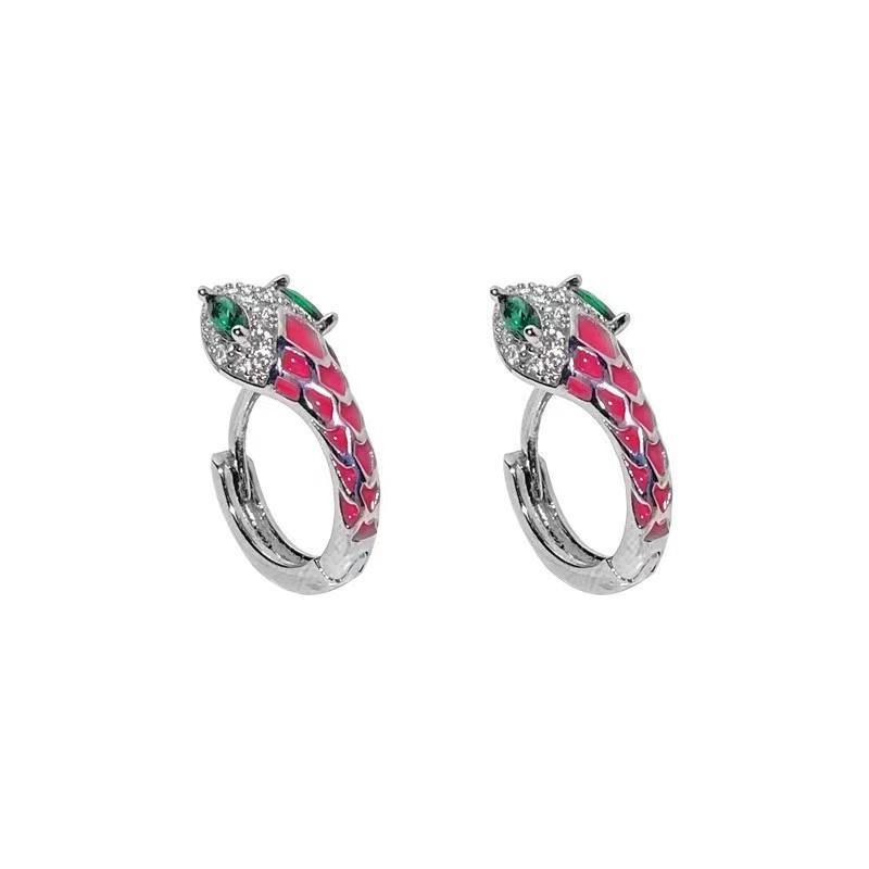 Snake House Girl Earrings: Chic Pink Snake-shaped Earrings for Women, Embodying a Sweet and Cool Hot Girl Style.
