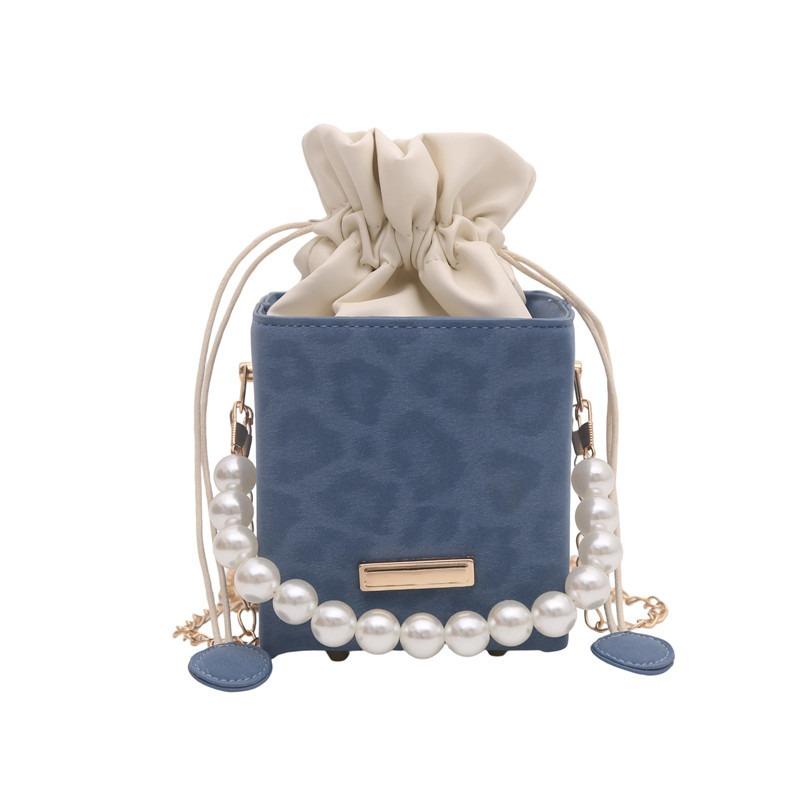 Hand Carry Pearl Bucket Bag Women's New Autumn Simple Fashion Shoulder Bag Niche High-end Textured Messenger Bag