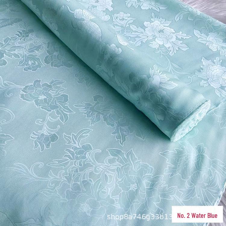 Žakárová látka Hanfu Qipao s otevřeným vzorem Motýli a pivoňky - 100% morušové hedvábí