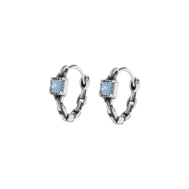 Small, Simple And Versatile Temperament, Sugar Cube Ear Buckles, Women'S Exquisite High-End Stud Earrings, Niche Design Earrings