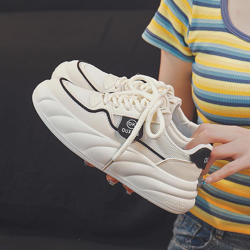 

New summer little white shoes female students height increase breathable mesh sports board shoes casual shoes 35