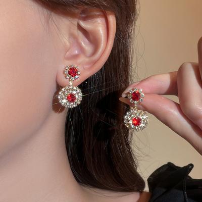 Rhinestone Geometric Ladies' Earrings Fashion Style and Fashionable Earrings with Light Luxury Shiny Handmade