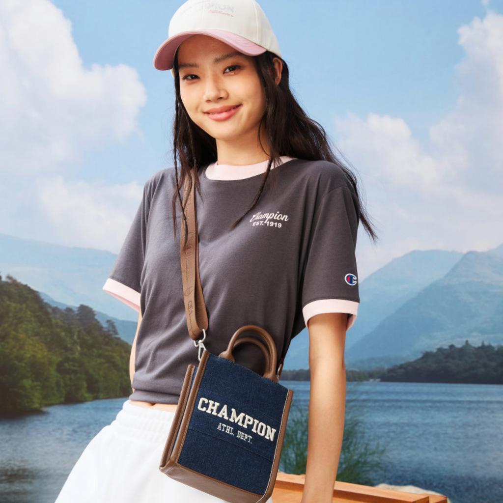 Champion Campus Phone Tote Casual Fashion Simple Color Block Retro Classic Logo Tote Bag Small Unisex Tote Bag U5AACPU27