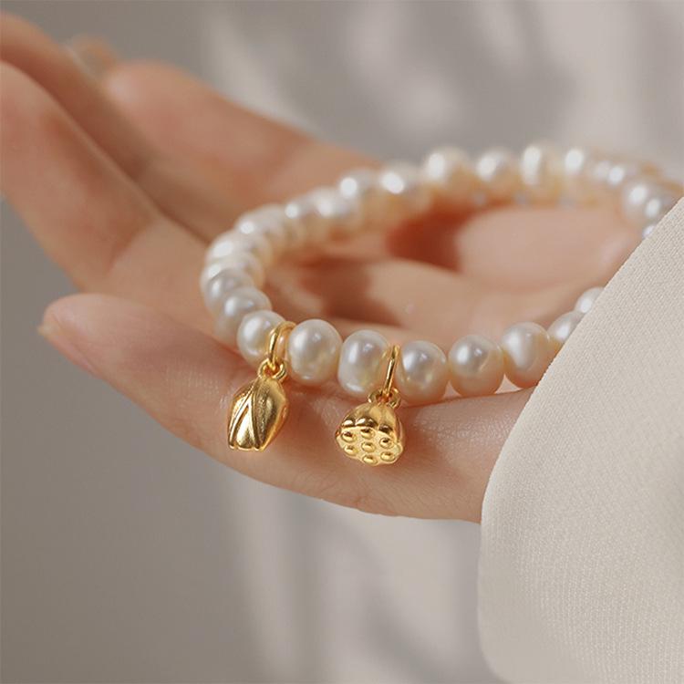 2024 Trendy Freshwater Pearl Bracelet: Simple, Elegant European & American Style Jewelry